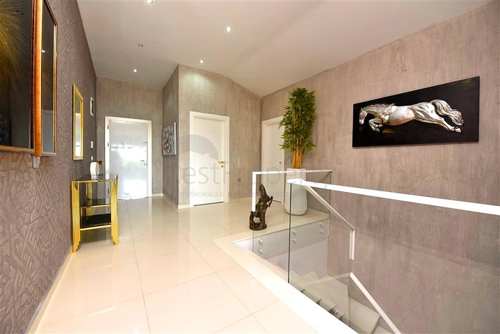 Dreizimmerwohnung mit Designermöbeln im Stadtteil Kestel