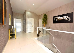 Dreizimmerwohnung mit Designermöbeln im Stadtteil Kestel