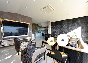 Dreizimmerwohnung mit Designermöbeln im Stadtteil Kestel