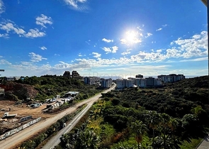 Dreizimmerwohnung mit Designermöbeln im Stadtteil Kestel