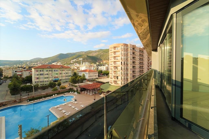 1+1 in einem Luxus-Komplex in der Nähe des Kleopatra-Strandes