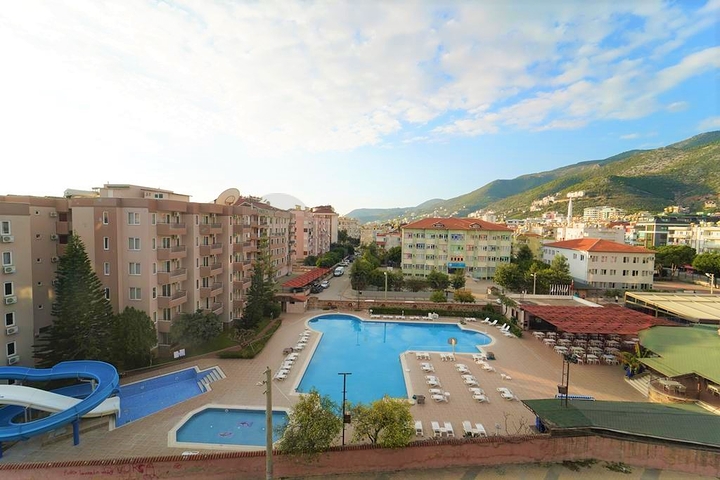 1+1 in einem Luxus-Komplex in der Nähe des Kleopatra-Strandes