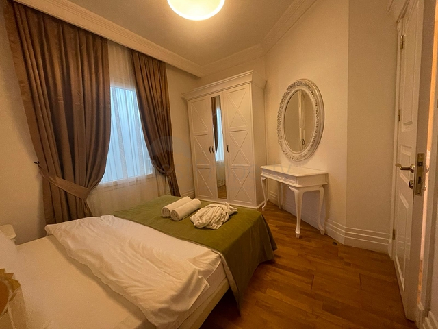 Luxuriöse Residenzen an der ersten Küste