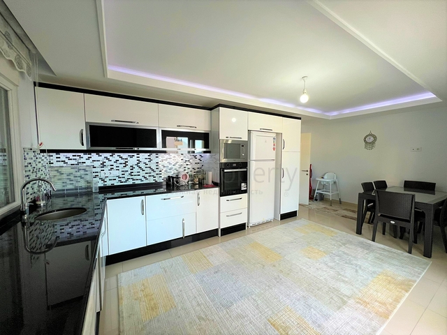 4+1 Penthouse mit Meerblick in der Gegend von Dschikkilli