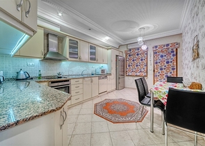 Geräumige Wohnung im Zentrum von Alanya