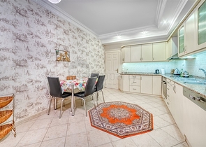 Geräumige Wohnung im Zentrum von Alanya