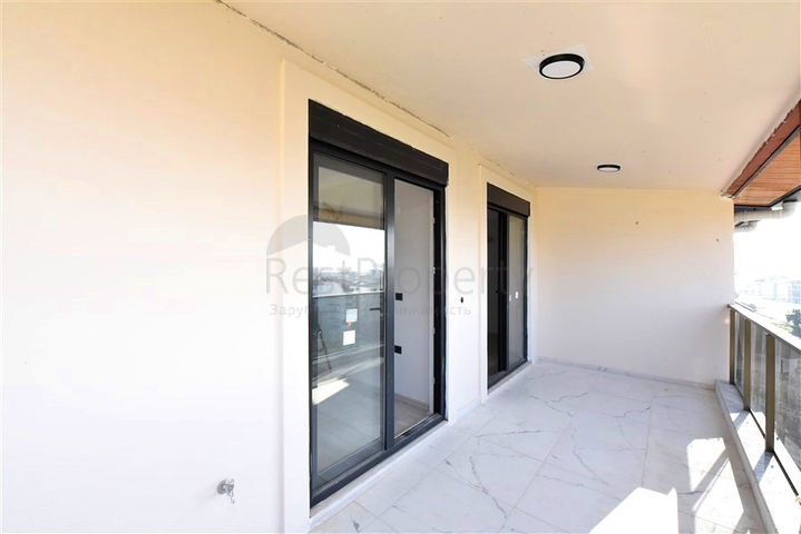 3+1 Penthouse in Gazipaşa mit Meerblick