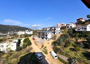 3+1 Penthouse in Gazipaşa mit Meerblick