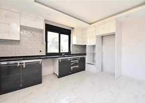 3+1 Penthouse in Gazipaşa mit Meerblick