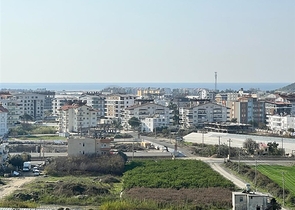 3+1 Penthouse in Gazipaşa mit Meerblick