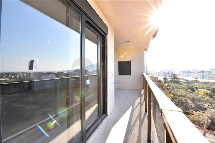 2+1 Penthouse mit Bergblick in Gazipaşa