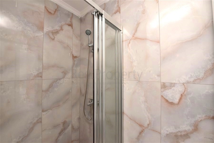 2+1 Penthouse mit Bergblick in Gazipaşa