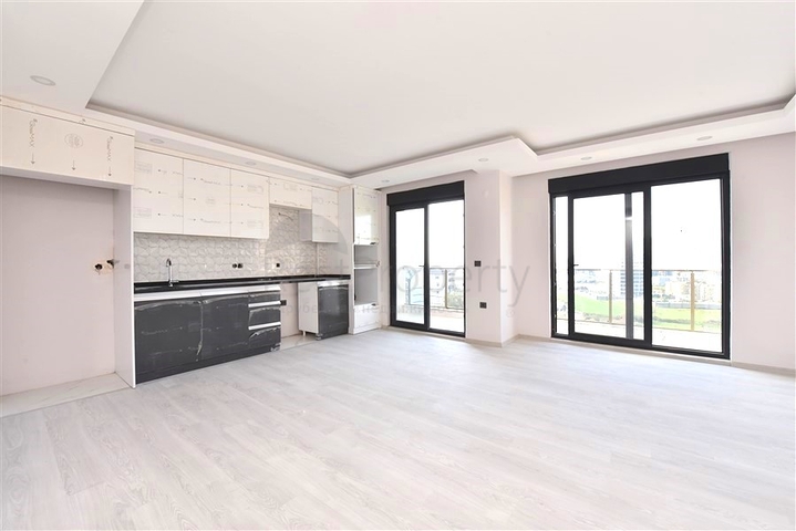 2+1 Penthouse mit Bergblick in Gazipaşa