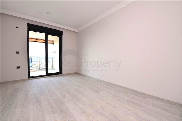 2+1 Penthouse mit Bergblick in Gazipaşa