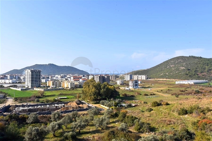 2+1 Penthouse mit Bergblick in Gazipaşa
