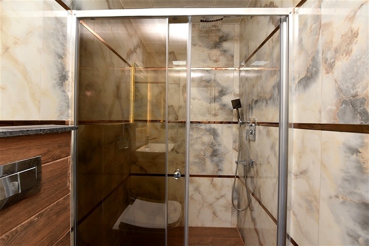 Geräumiges 4+2 Penthouse im Stadtteil Gazipasa