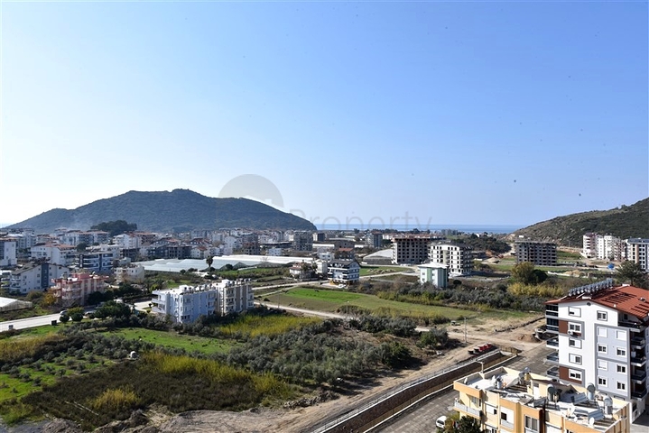 Geräumiges 4+2 Penthouse im Stadtteil Gazipasa