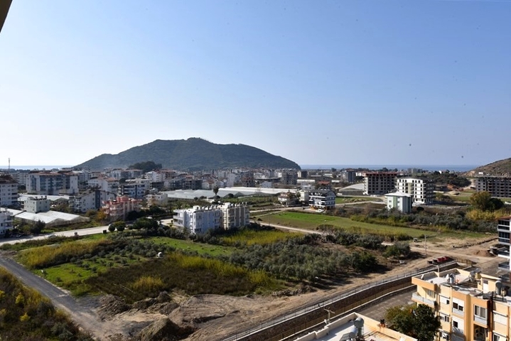 Geräumiges 4+2 Penthouse im Stadtteil Gazipasa