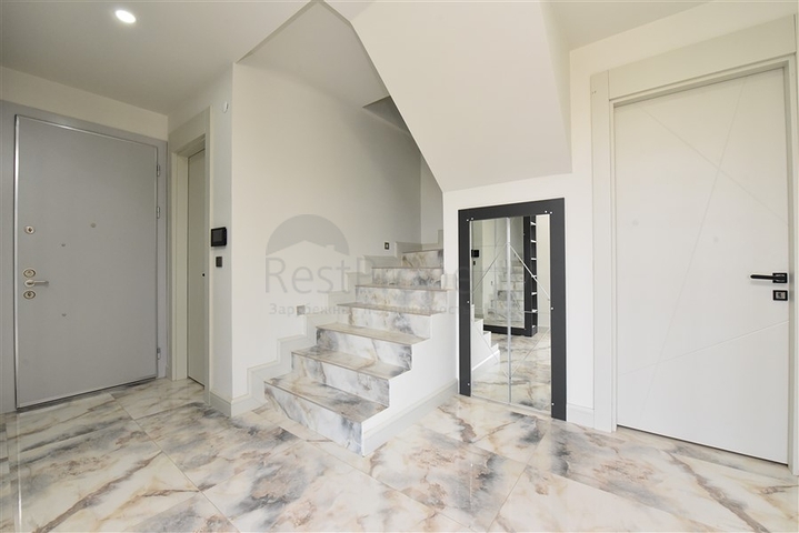 Geräumiges 4+2 Penthouse im Stadtteil Gazipasa