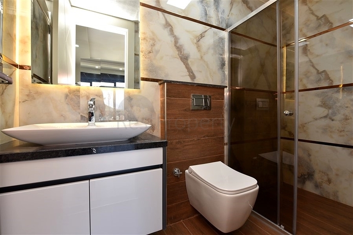 Geräumiges 4+2 Penthouse im Stadtteil Gazipasa