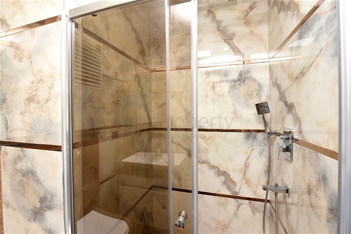 Geräumiges 4+2 Penthouse im Stadtteil Gazipasa