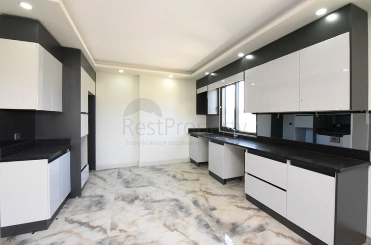 Geräumiges 4+2 Penthouse im Stadtteil Gazipasa