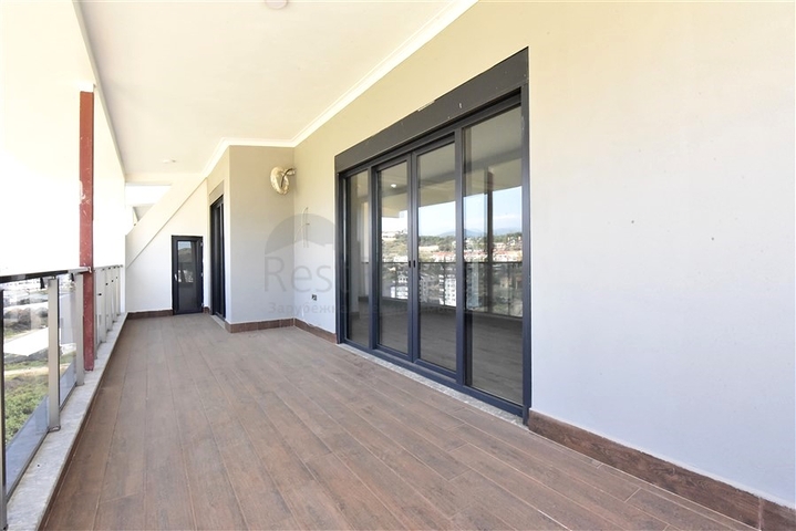 Geräumiges 4+2 Penthouse im Stadtteil Gazipasa