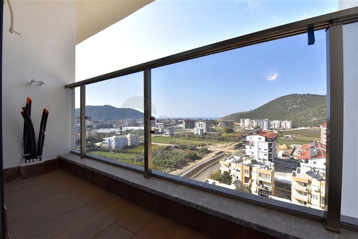 Geräumiges 4+2 Penthouse im Stadtteil Gazipasa