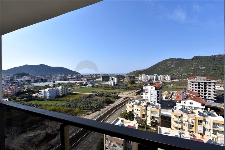 Geräumiges 4+2 Penthouse im Stadtteil Gazipasa