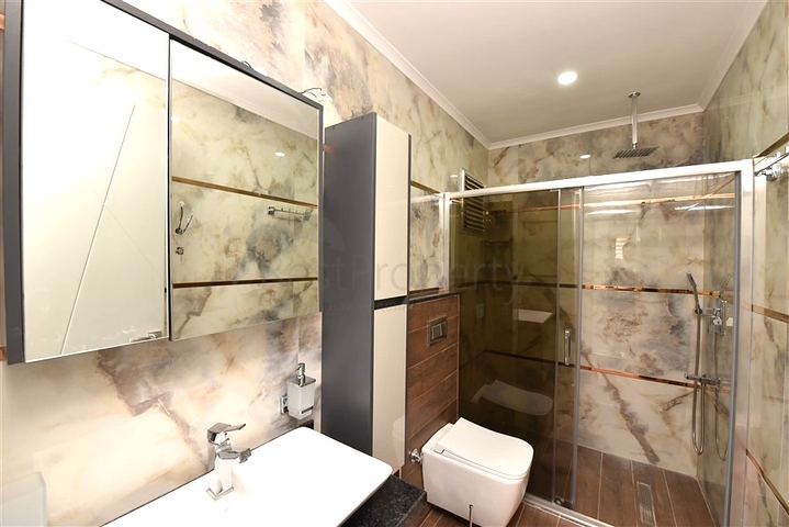 3+1 Apartment mit separater Küche in Gazipaşa