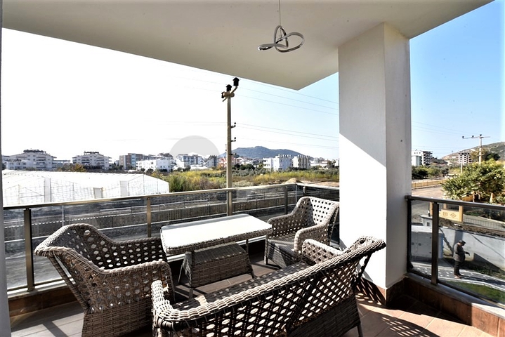 3+1 Apartment mit separater Küche in Gazipaşa