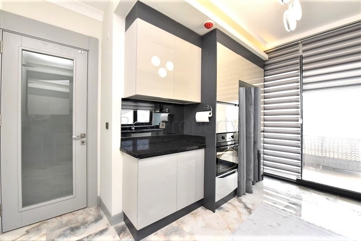 3+1 Apartment mit separater Küche in Gazipaşa