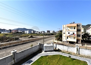 3+1 Apartment mit separater Küche in Gazipaşa