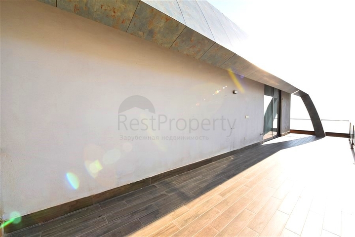 Schicke möblierte Villa mit 5+1 Grundriss im Zentrum von Alanya