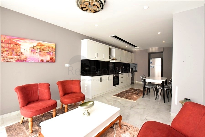 Schicke möblierte Villa mit 5+1 Grundriss im Zentrum von Alanya