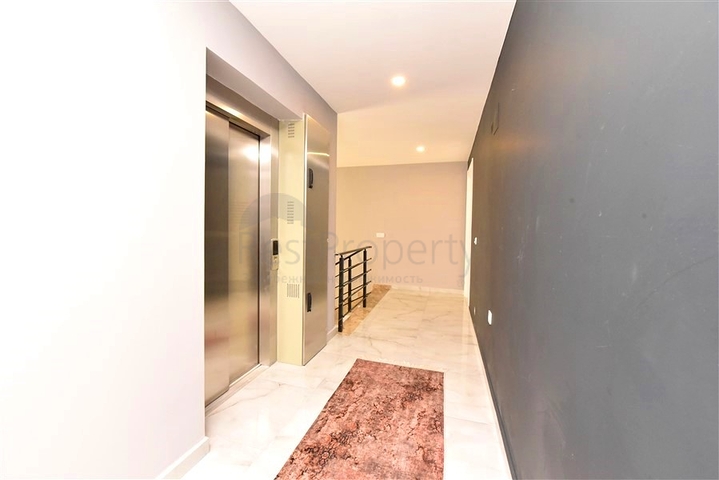 Schicke möblierte Villa mit 5+1 Grundriss im Zentrum von Alanya