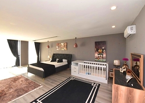 Schicke möblierte Villa mit 5+1 Grundriss im Zentrum von Alanya