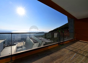 Schicke möblierte Villa mit 5+1 Grundriss im Zentrum von Alanya