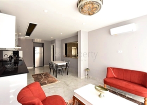 Schicke möblierte Villa mit 5+1 Grundriss im Zentrum von Alanya