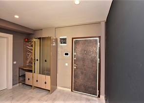 Schicke möblierte Villa mit 5+1 Grundriss im Zentrum von Alanya