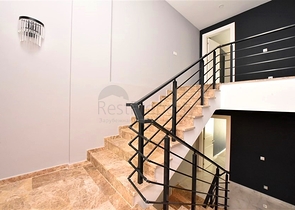 Schicke möblierte Villa mit 5+1 Grundriss im Zentrum von Alanya