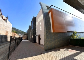 Schicke möblierte Villa mit 5+1 Grundriss im Zentrum von Alanya