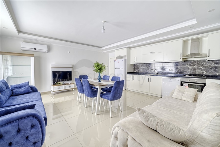 Duplex 3+1 mit eigenem Garten im Stadtteil Kestel Duplex 3+1 mit eigenem Garten im Stadtteil Kestel