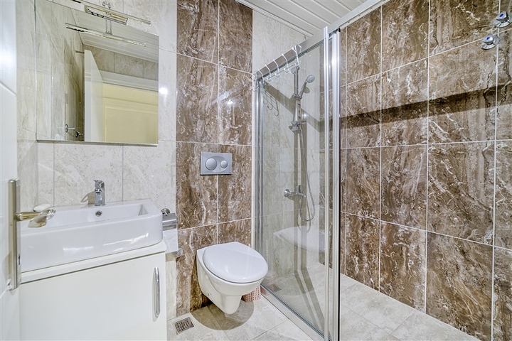 Duplex 3+1 mit eigenem Garten im Stadtteil Kestel Duplex 3+1 mit eigenem Garten im Stadtteil Kestel