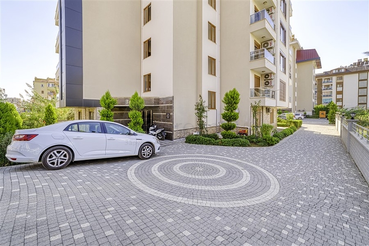 Duplex 3+1 mit eigenem Garten im Stadtteil Kestel Duplex 3+1 mit eigenem Garten im Stadtteil Kestel