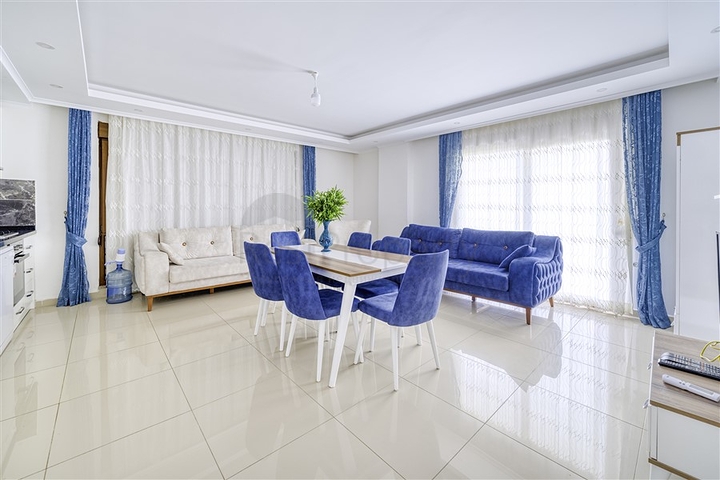 Duplex 3+1 mit eigenem Garten im Stadtteil Kestel Duplex 3+1 mit eigenem Garten im Stadtteil Kestel