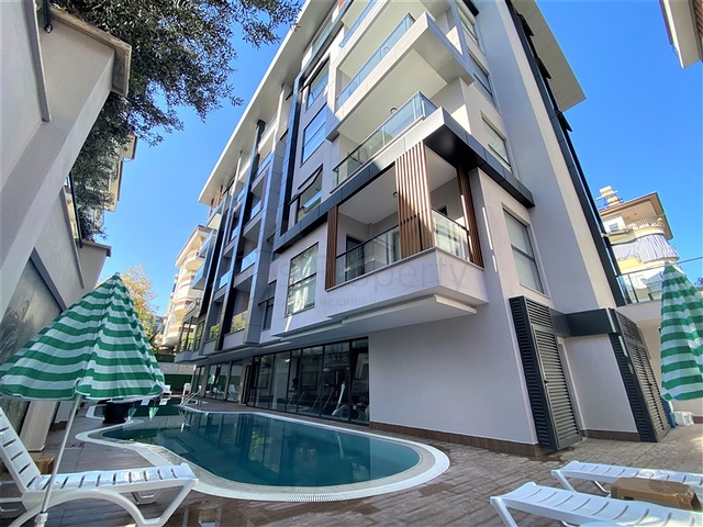 1+1 Wohnung im Zentrum von Alanya in einem neuen Haus