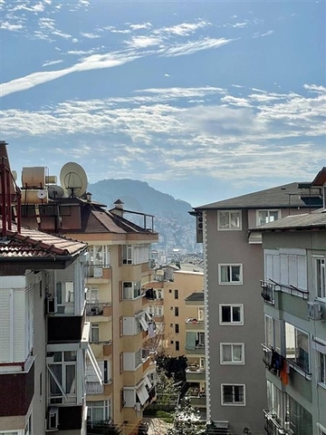 1+1 Wohnung im Zentrum von Alanya in einem neuen Haus