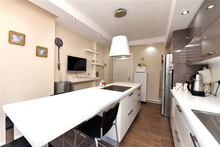 3+1 Wohnung mit separater Küche im Zentrum von Alanya