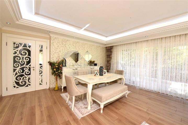 3+1 Wohnung mit separater Küche im Zentrum von Alanya